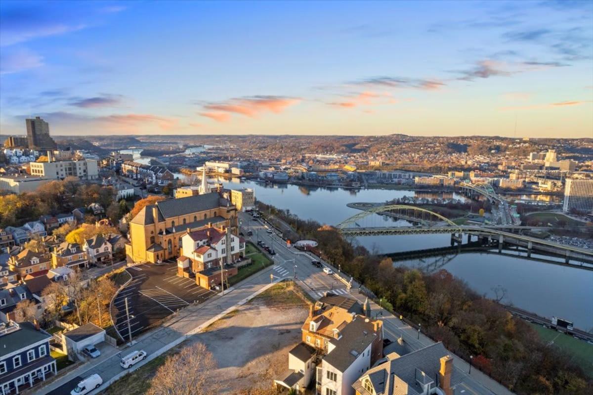 Skyline At Your Door - Studio With A View Pittsburgh Exteriér fotografie